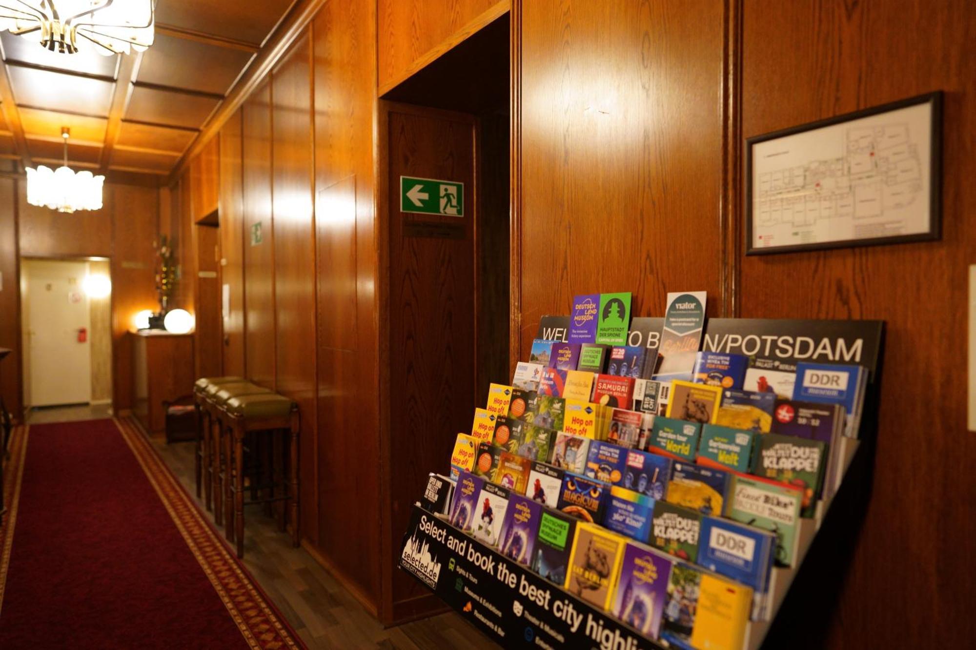 Hotel Pension Xantener Eck Berlijn Buitenkant foto