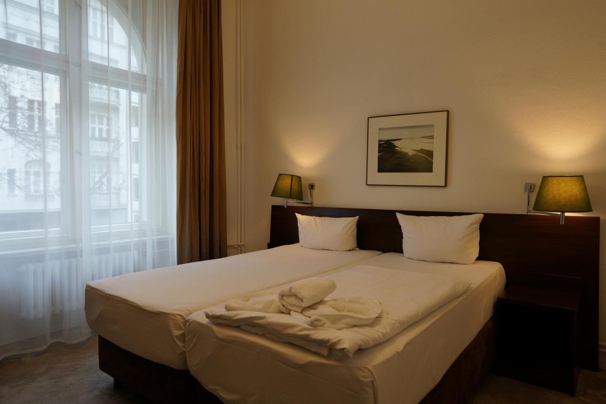 Hotel Pension Xantener Eck Berlijn Buitenkant foto